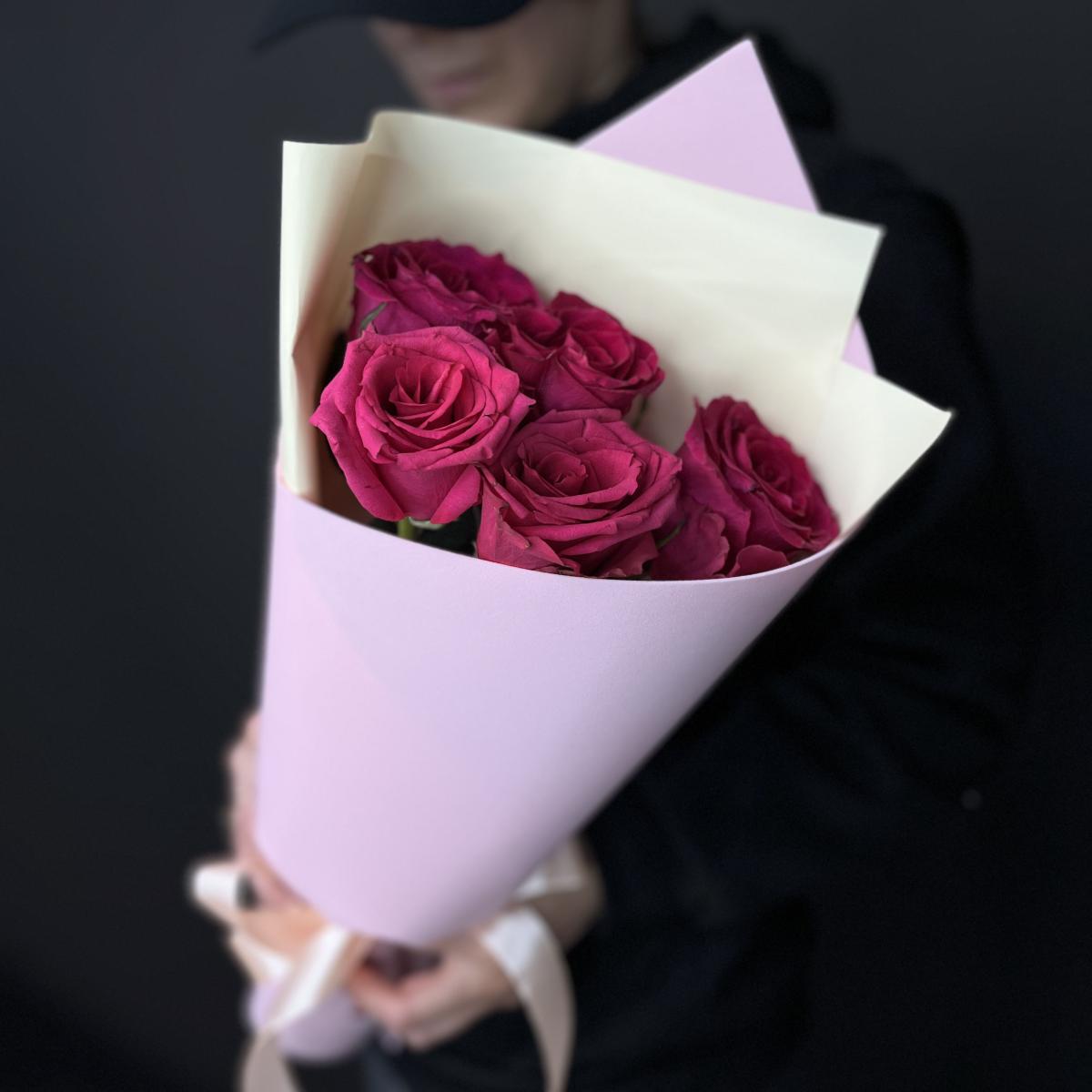 Розовые эквадорские розы 40 см