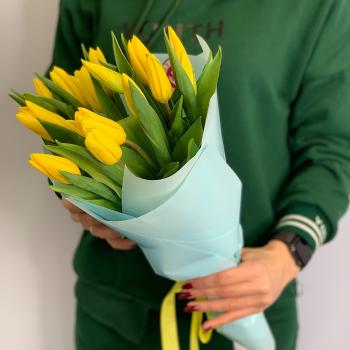Тюльпаны жёлтые 15 шт код   26195krg